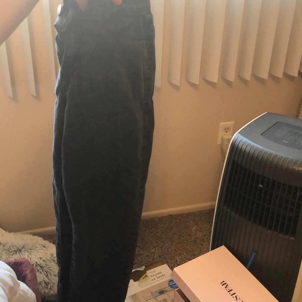 Jeans - Picture 2 of 3
